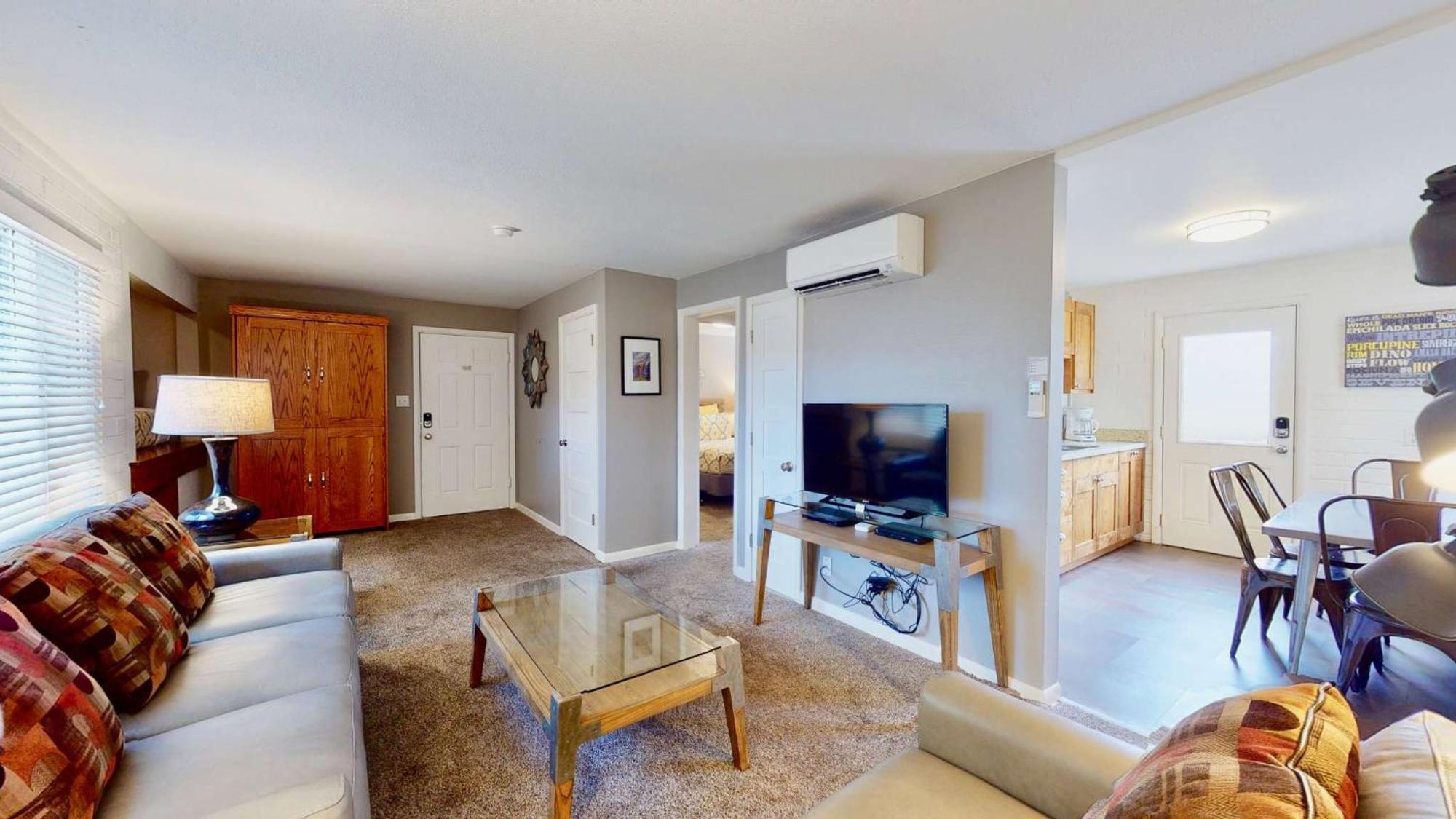 Downtown Cozy Home Base - Purple Sage 4 Moab Bagian luar foto